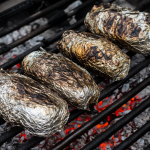 Perunanyytit grillissä